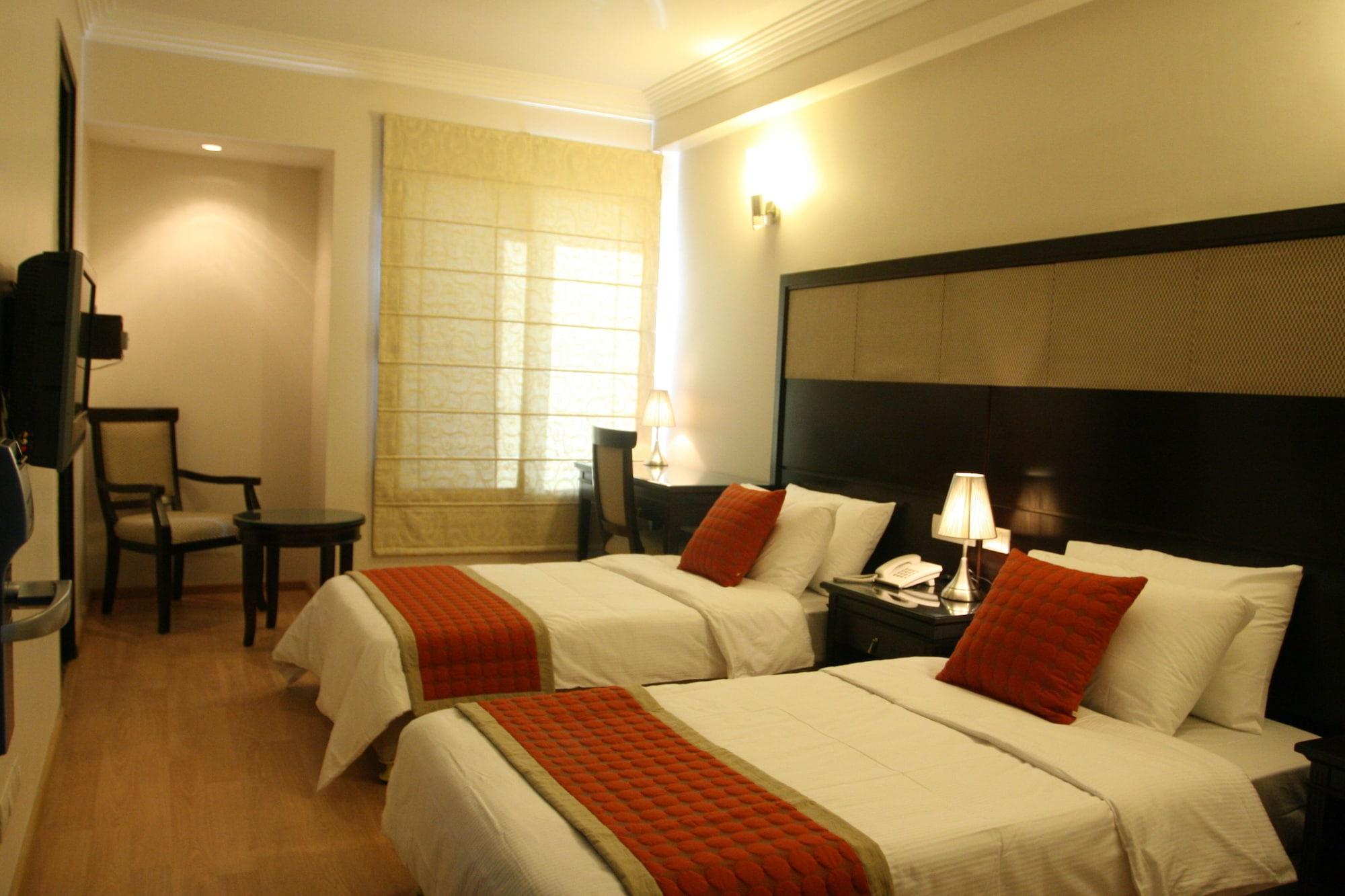 Emblem Hotel New Friends Colony, Neu-Delhi Exterior foto