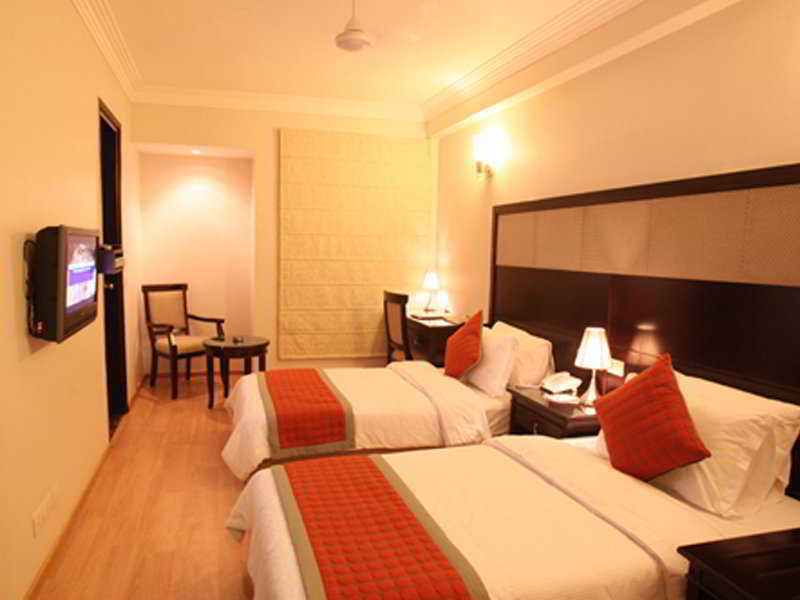 Emblem Hotel New Friends Colony, Neu-Delhi Exterior foto