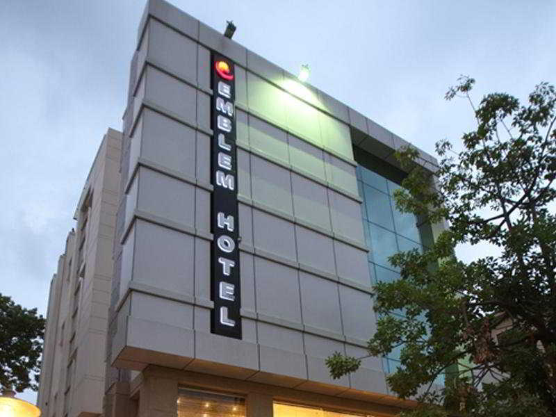 Emblem Hotel New Friends Colony, Neu-Delhi Exterior foto