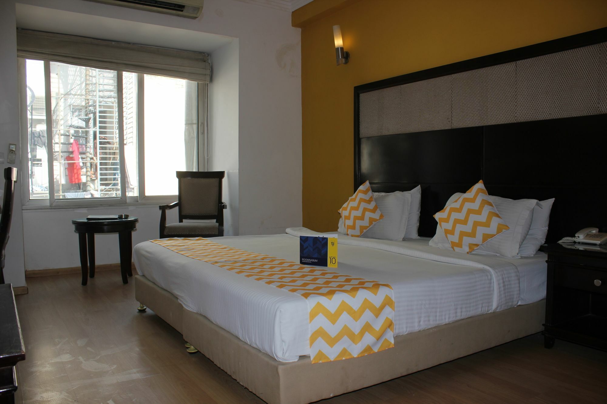 Emblem Hotel New Friends Colony, Neu-Delhi Exterior foto